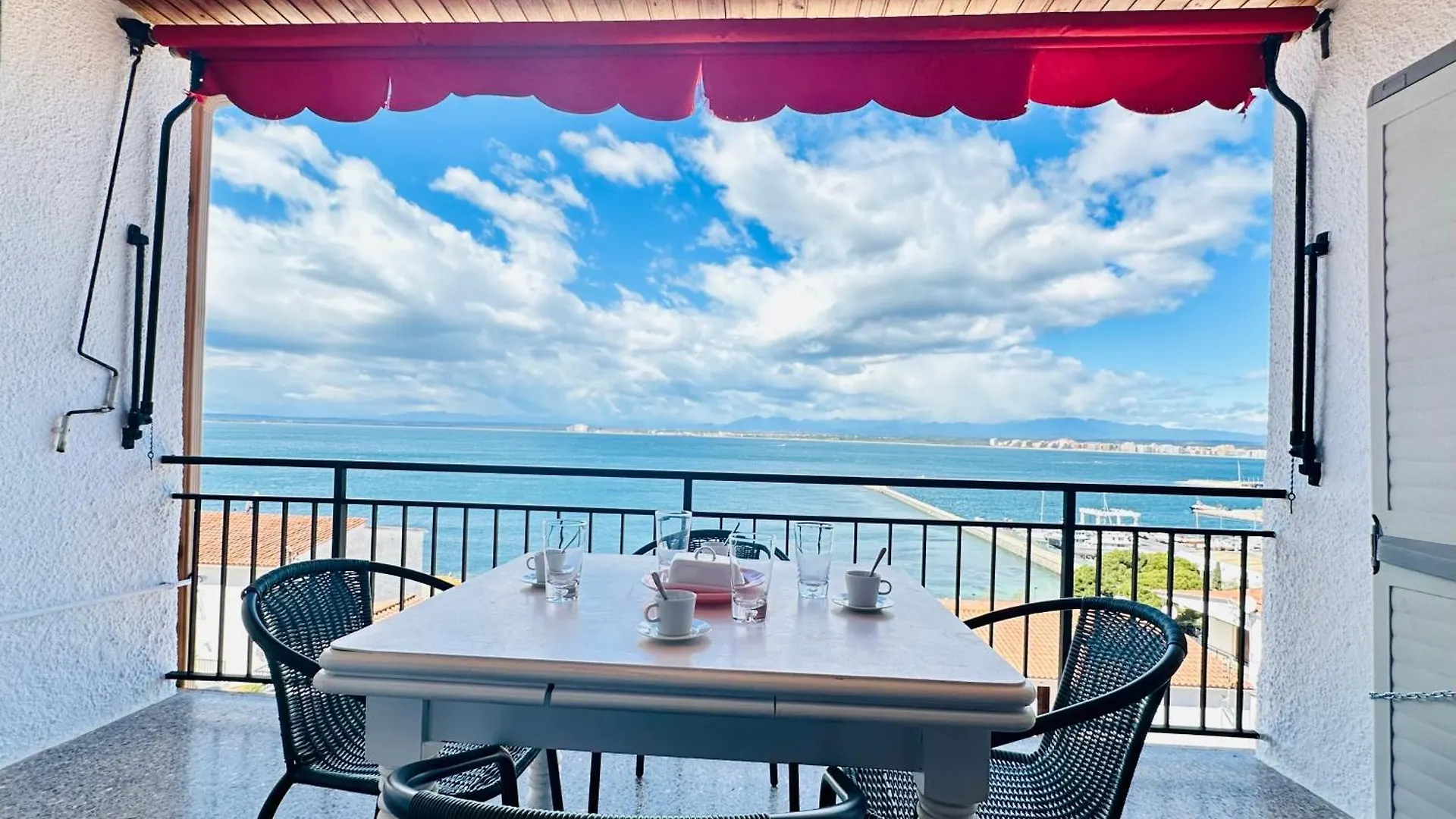 Les Roques - Apartamento Con Vistas Idilicas Roses