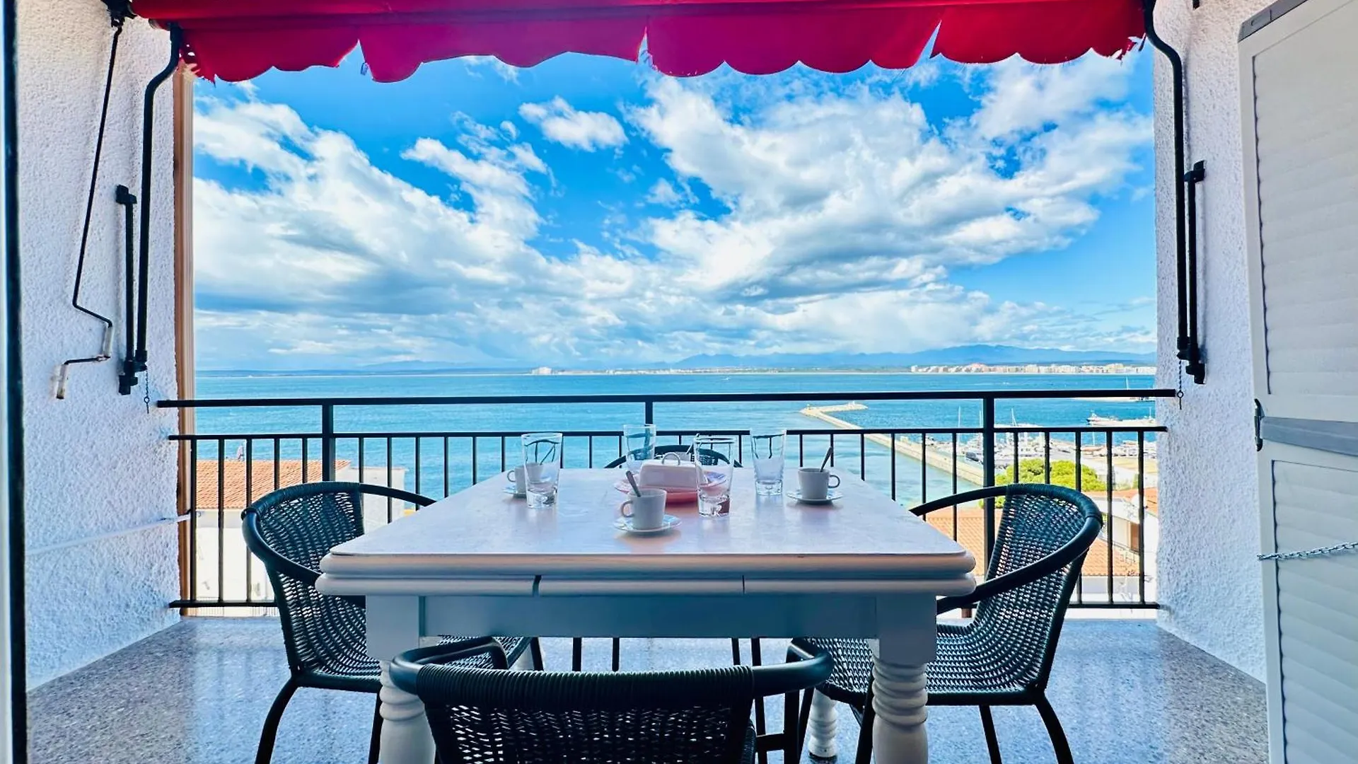 Les Roques - Apartamento Con Vistas Idilicas Roses 0*,
